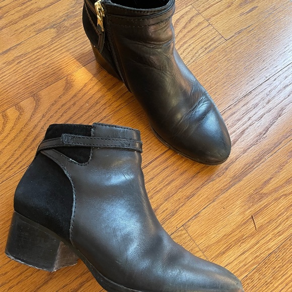 lauren ralph lauren ankle booties 6 - Picture 3 of 7